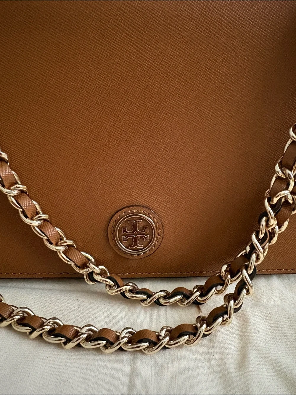 Tory Burch Tan Leather Shoulder Bag with Gold Chain
